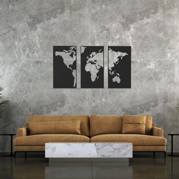 triptyque carte du monde en metal noir pour salon