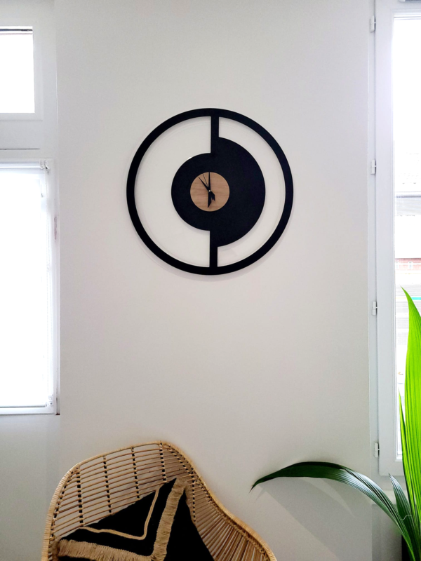 Horloge industrielle murale en métal et bois
