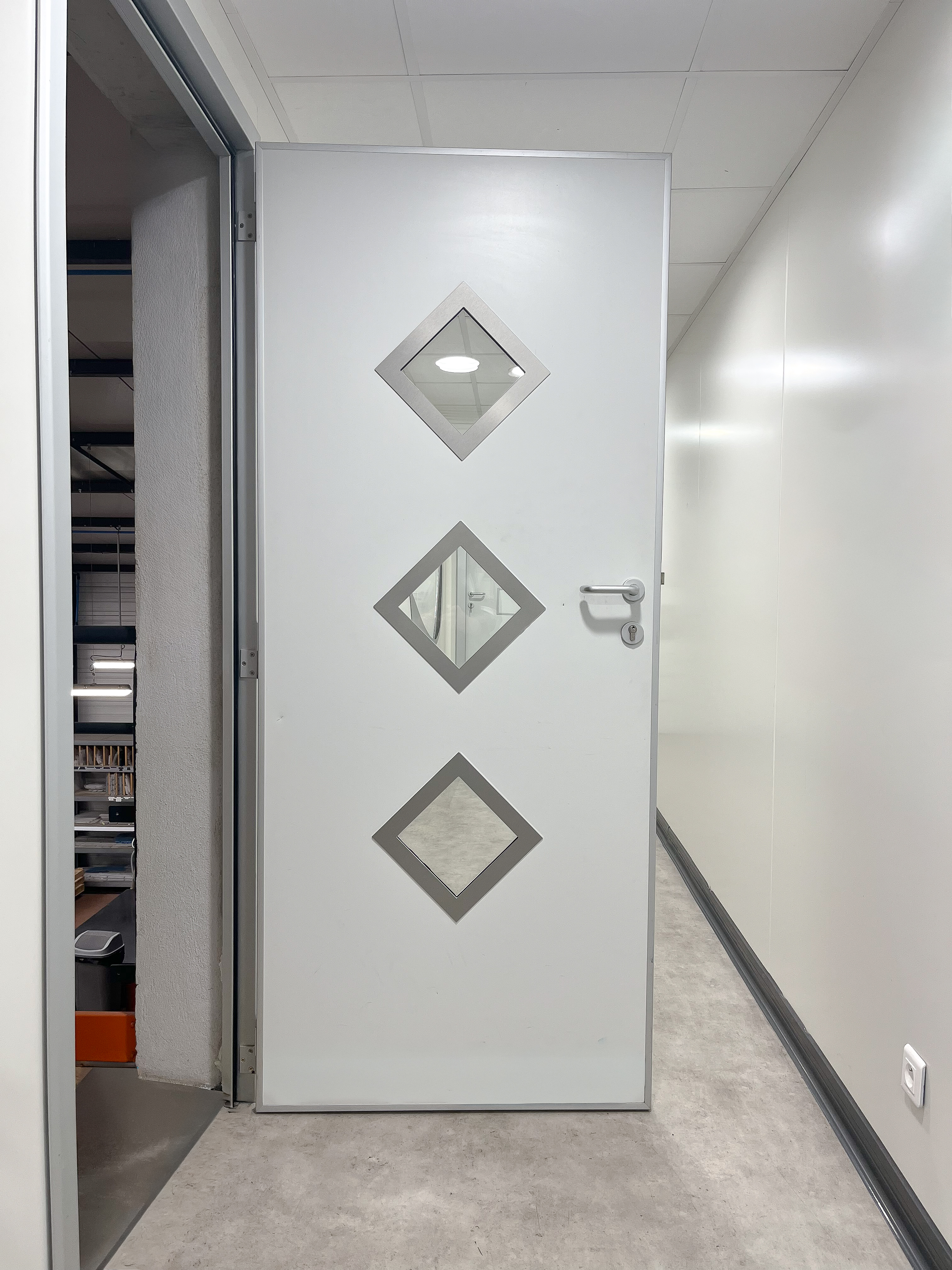 FIN DE SERIE - Lot de 4 Hublots Double Vitrage Clair – Pour Panneaux 40 mm (Portes de Garage & Intérieures) – Image 6